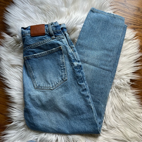 Anine Bing Sonya Jean in medium wash - Picture 8 of 14